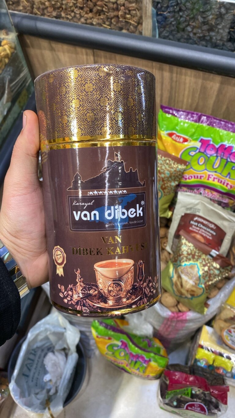 3fb6d0d9 d688 4adb bf06 fd729a3e63c0 768x1365