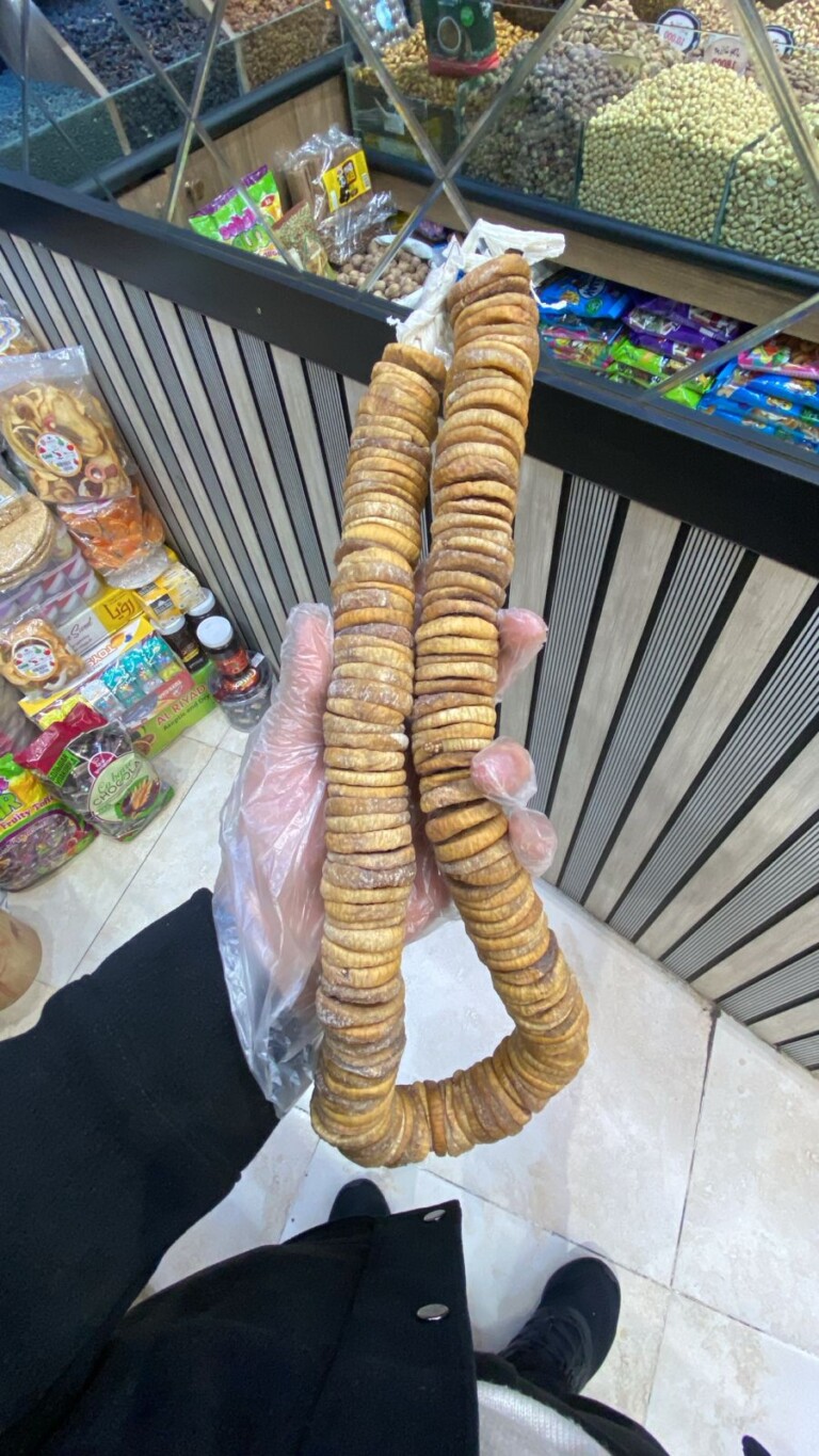 d555ef2a 8c01 4a92 bc42 f460db1669a0 768x1365